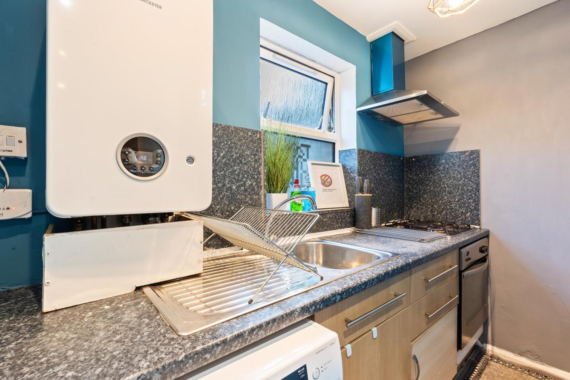 Impeccable 4-Bed House In Brixton Londonヴィラ エクステリア 写真